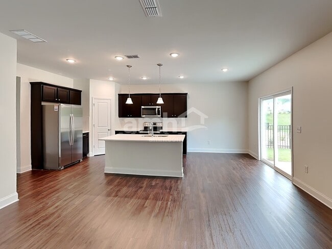 Building Photo - 618 Alcovy Walk Dr