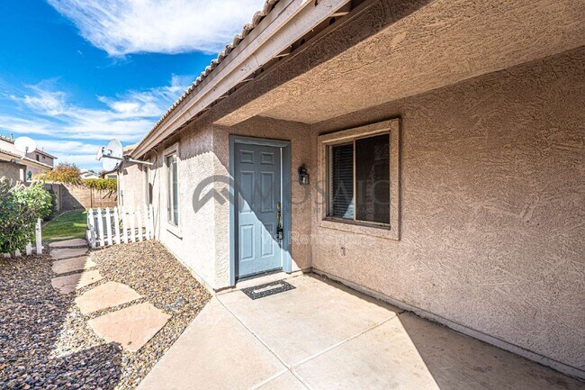 Building Photo - 8646 E Nido Ave