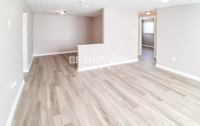 Foto del edificio - 7307 Cypress Dr