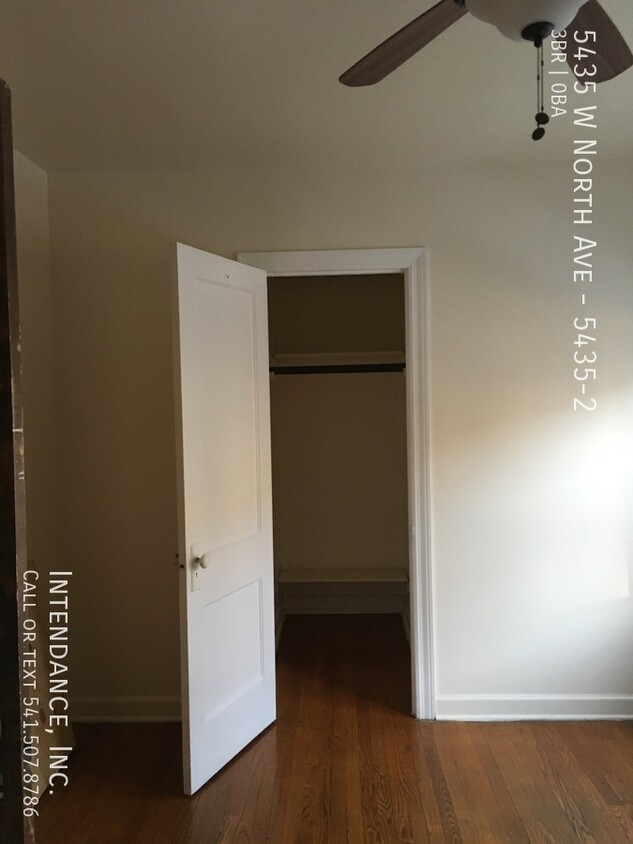 Primary Photo - Spacious 3-Bedroom Apartment Available Now