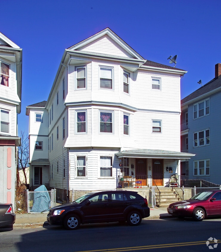 Building Photo - 1631 S Main St