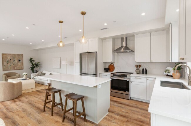Building Photo - Long Term, Unfurnished Rental in Imperial Beach