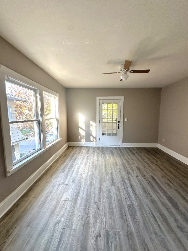 Building Photo - 2053 Robin St