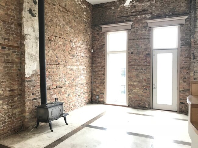 Foto del edificio - 1312 N Clybourn Ave