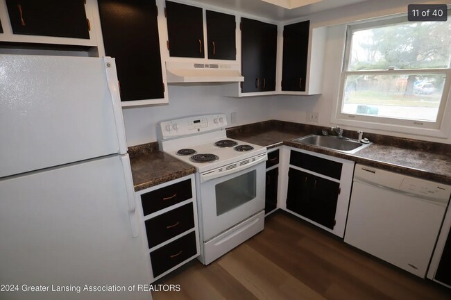 Foto del edificio - 3720 Malibu Dr