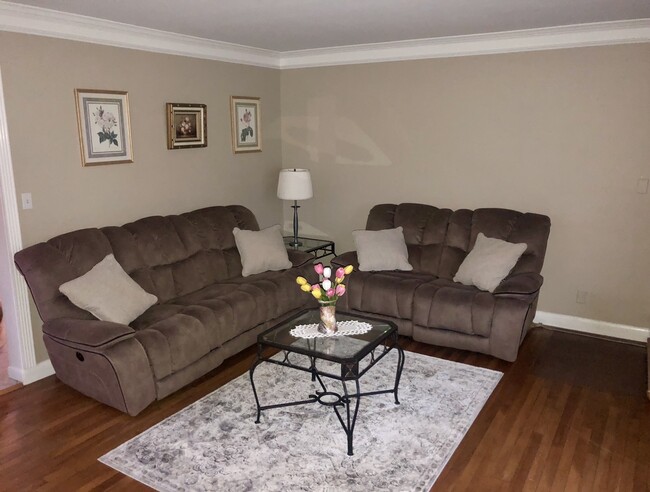 Other side of the living room. - 65 Tower Pl