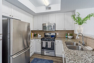 Interior Photo - GEMA