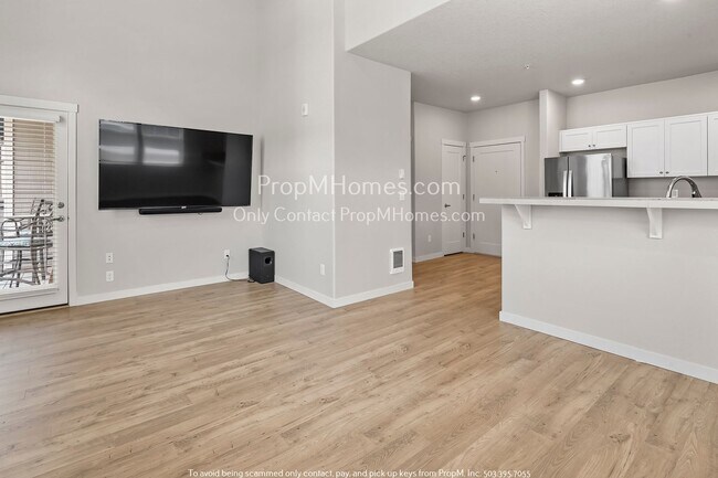 Foto del edificio - Charming One-Bedroom Condo in the Heart of Bull Mountain - Pool & Gym Access Included!