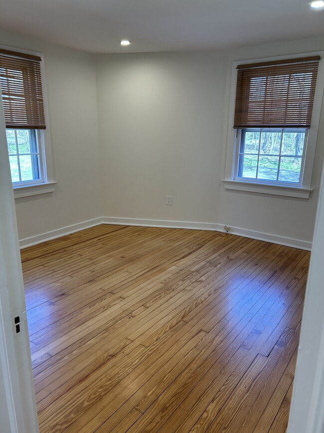 Building Photo - 413 Skippack Pike
