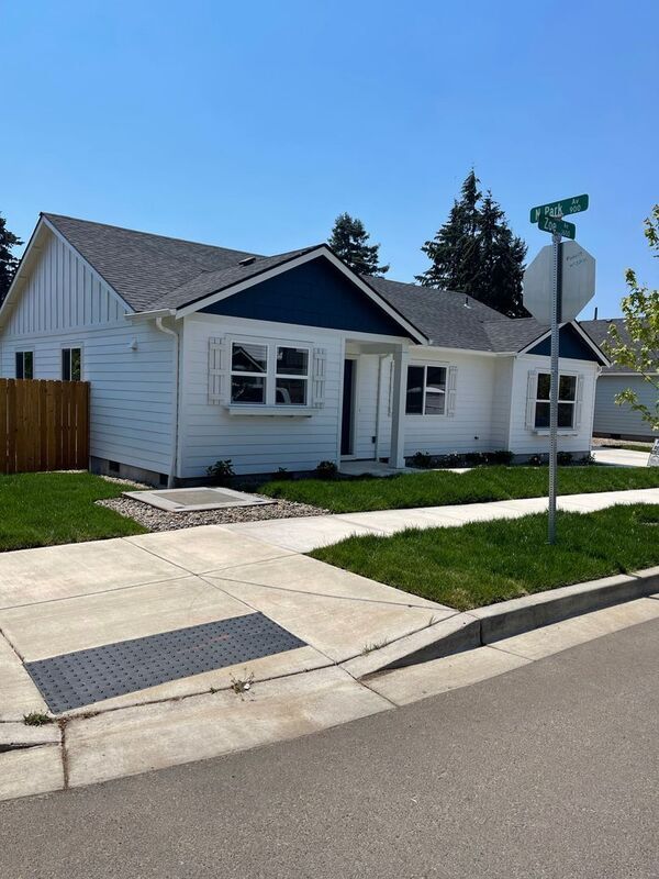 Foto principal - 1608 Zoe Ave