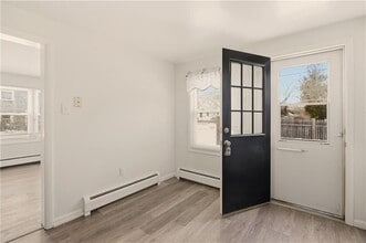 Building Photo - 1 Aquidneck Dr