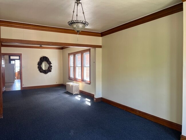 Building Photo - 2231 N Latrobe Ave