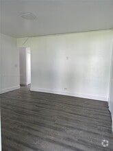 Building Photo - 711 Beacom Blvd