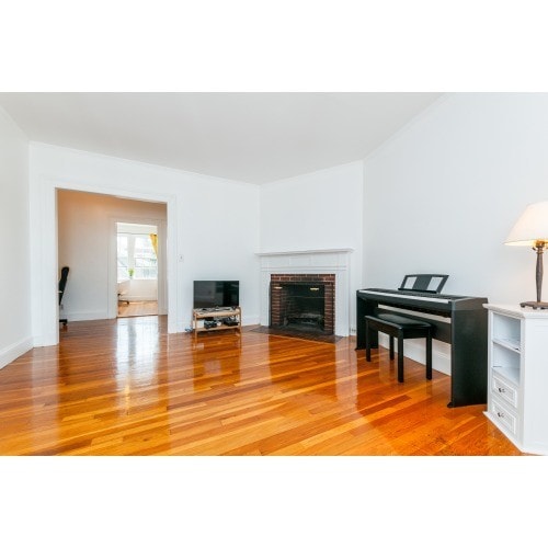 Photo - 32 Shepard St Townhome