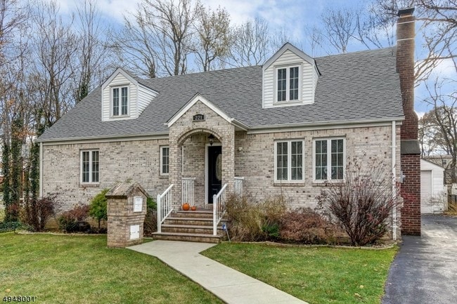 Foto del edificio - 221 Hillside Ave