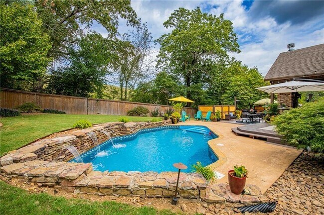 Foto del edificio - 1706 NW Autumn Ave