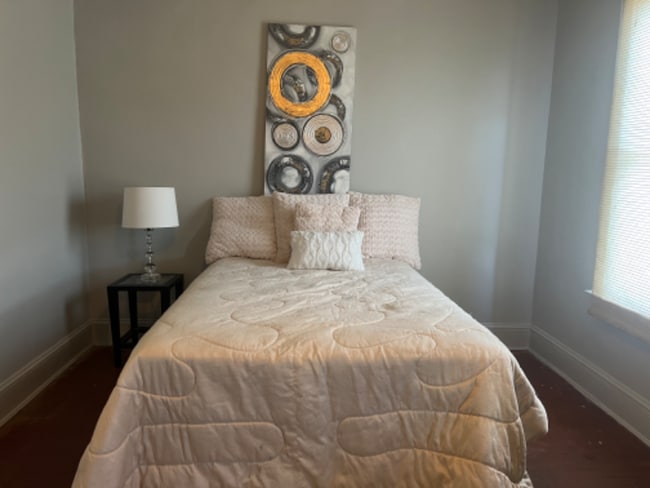 Photo - 300 Marydell Rd Townhome