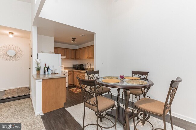 Foto del edificio - 13201 Wonderland Way