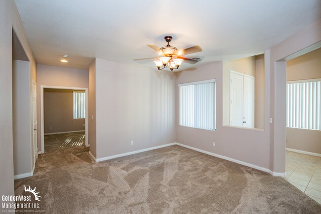 Foto del edificio - Gorgeous 3Bdm + Den 3Ba Home near Aliante ...
