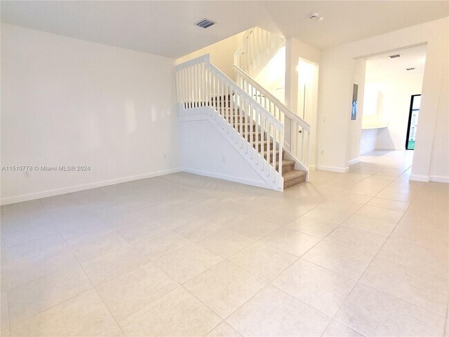 Building Photo - 12888 SW 233rd Ter