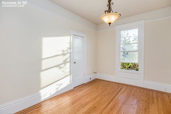 Foto del edificio - 553 Duboce Ave
