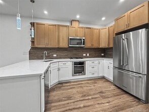 Building Photo - 71-11 72nd St