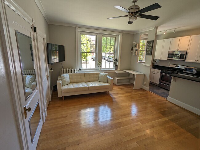 Foto del edificio - 3220 17th St NW