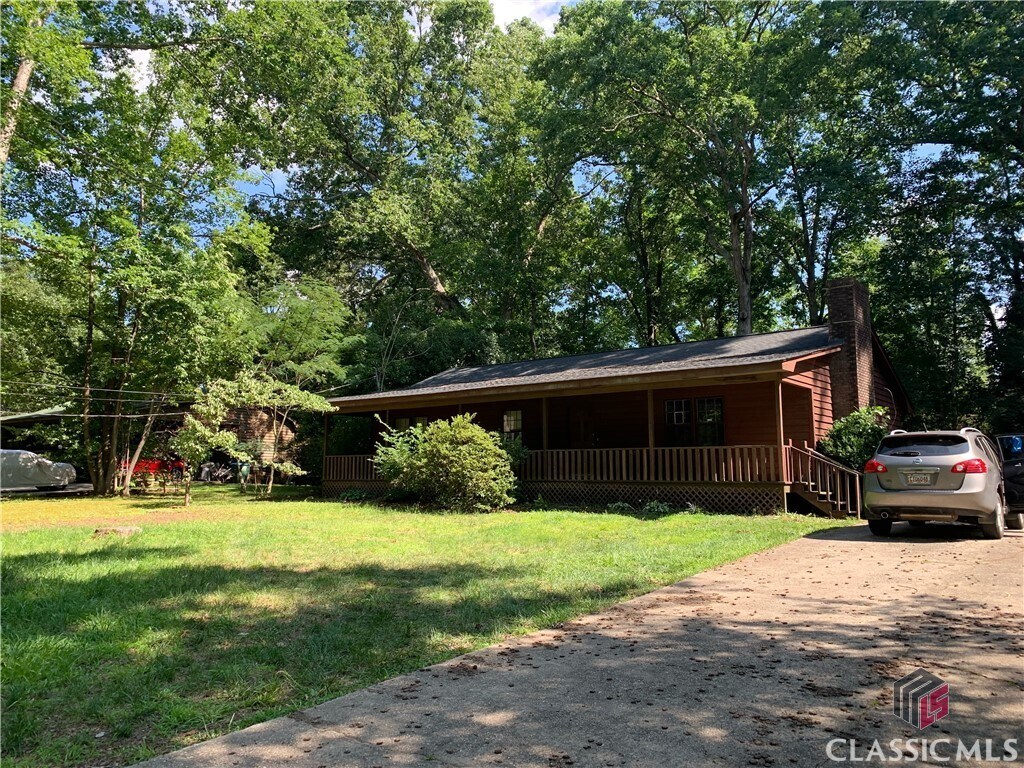 Primary Photo - 635 Vincent Dr