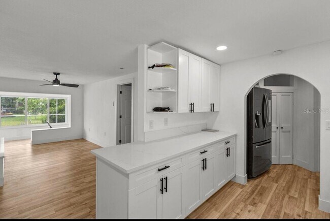Foto del edificio - 3421 Port Charlotte Blvd