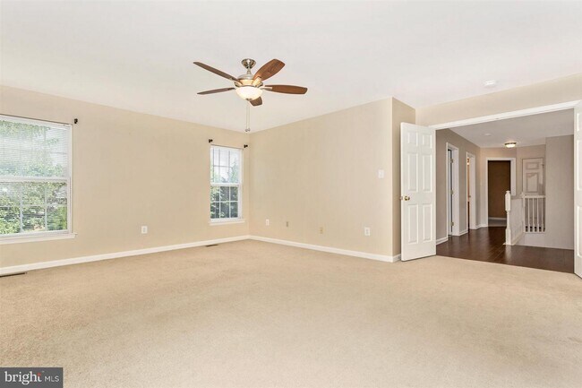 Building Photo - 2105 Twin Peaks Ct