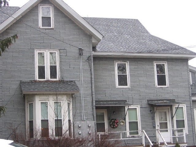 Building Photo - 1064 Park St
