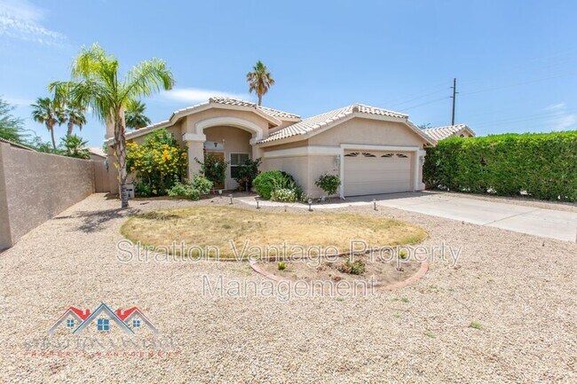 Building Photo - 4035 E Rock Wren Rd
