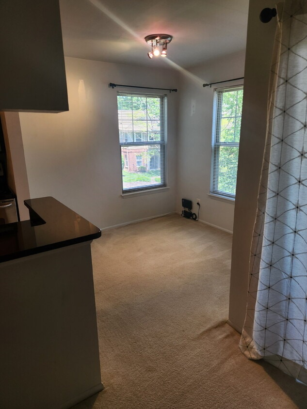 Building Photo - Great 1 bedroom in Reston
