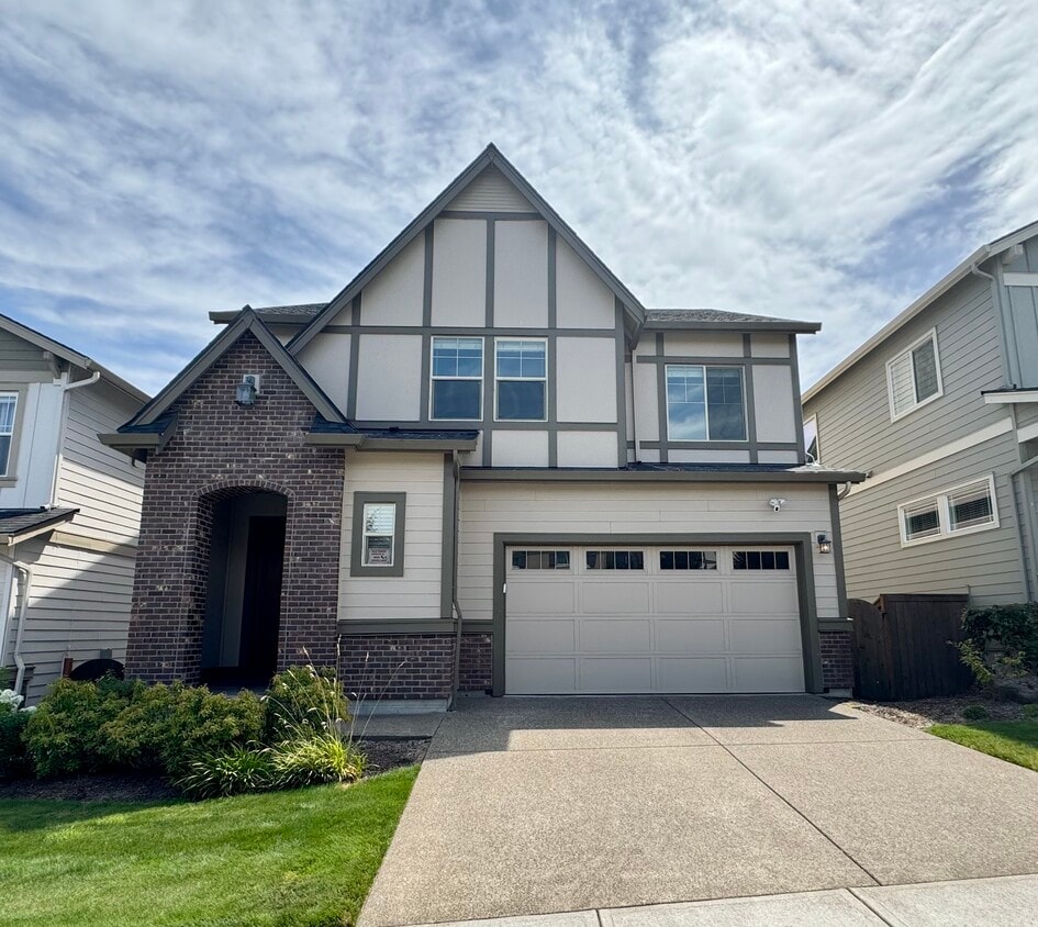 Primary Photo - 16858 SW Larkspring Ln