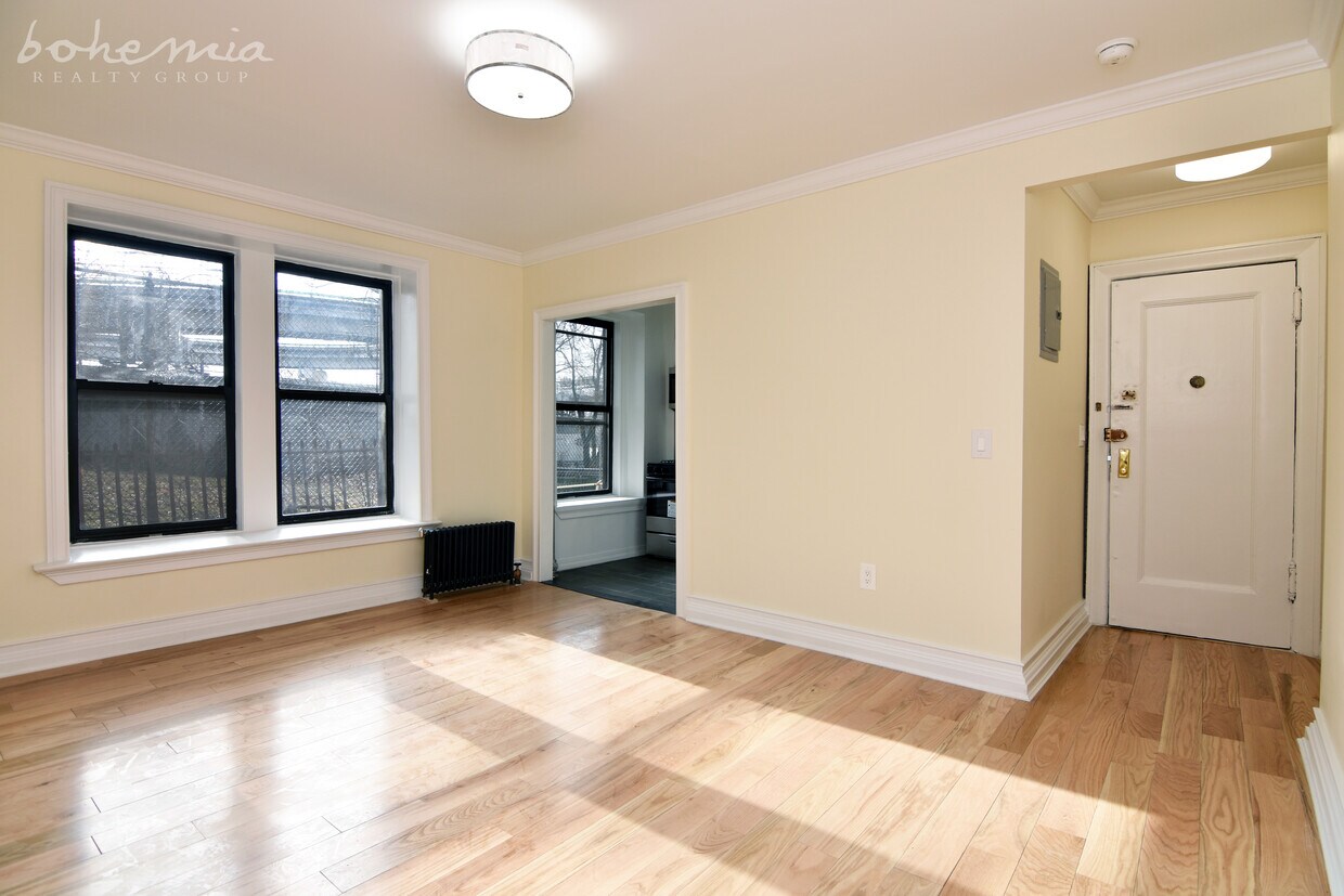 870 W 181st St Unit 8, New York, NY 10033 Room for Rent in New York