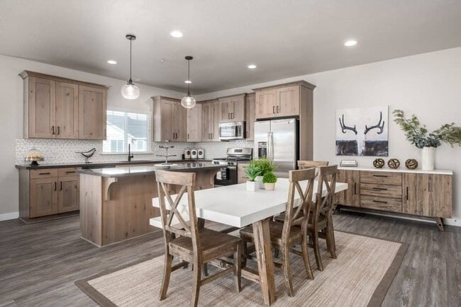 Foto del edificio - 4218 Frontier Park Ct