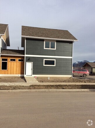Building Photo - 3308 Sora Way