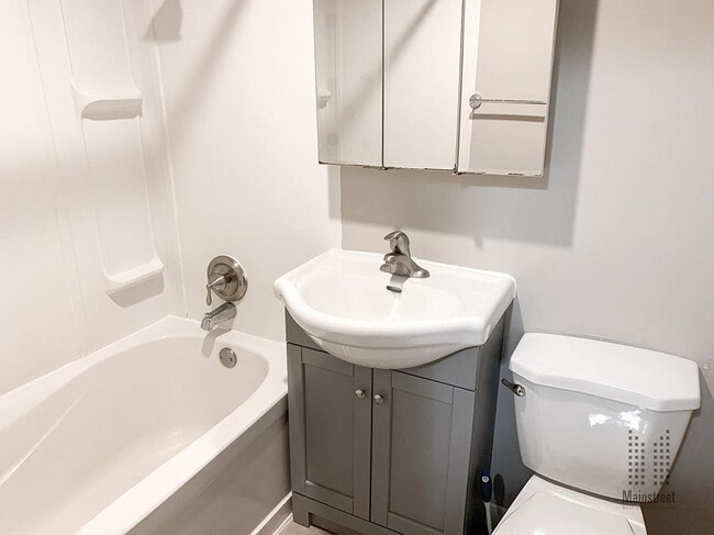 Building Photo - Courtenay Riverway Apartments