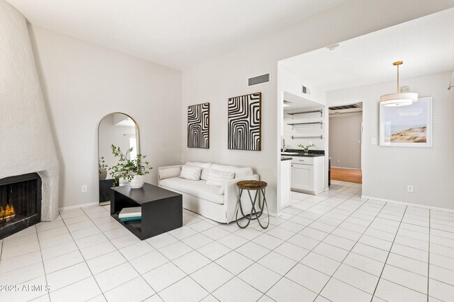 Foto del edificio - 4540 N 44th St