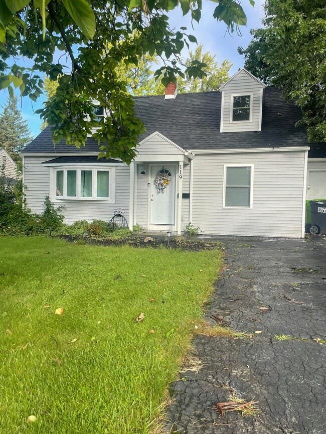 Building Photo - 119 Traister Dr