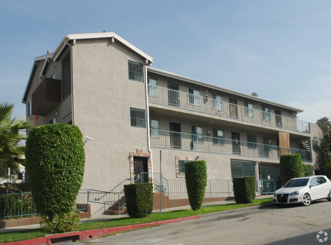 Building Photo - 154 S Mountain View Ave