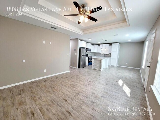Foto del edificio - 3808 Las Vistas Ln