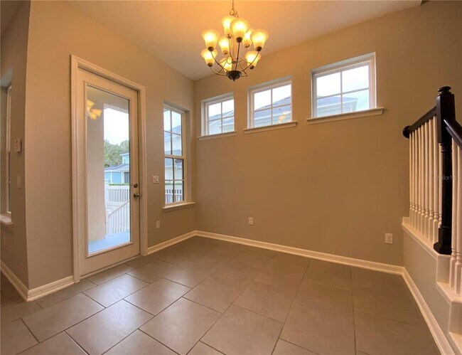 Building Photo - 1597 Castile St