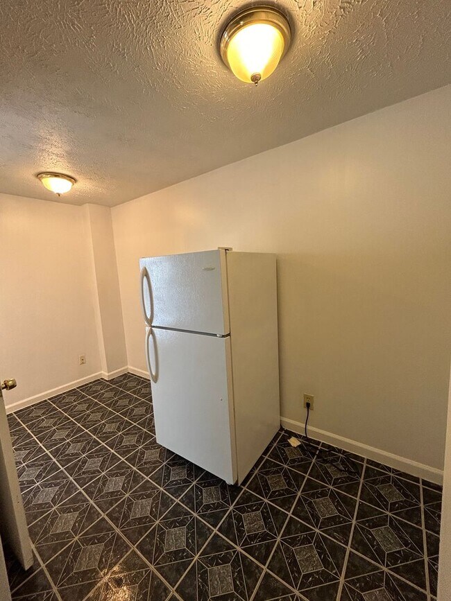 Interior Photo - 1402 Alabama Street