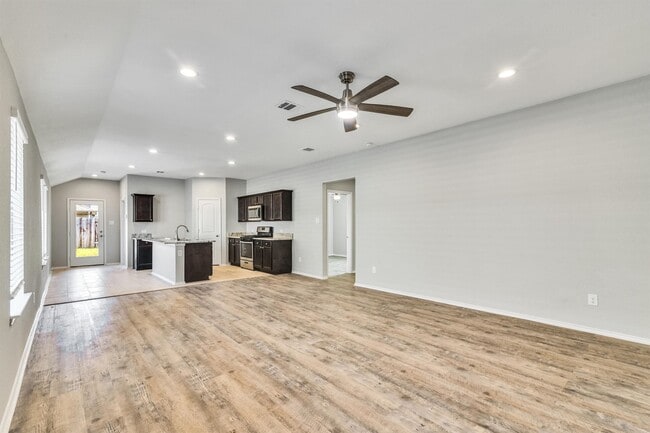 Building Photo - 16831 Silent Pines Ct
