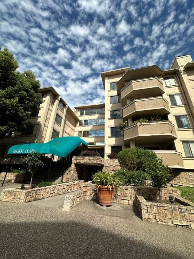Nor Cal Realty, Inc - 2 bedroom 1.5 bath condo - Nor Cal Realty, Inc - 2 bedroom 1.5 bath c...