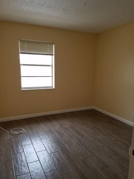 Building Photo - 1307 Partridge Close