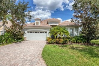 Building Photo - 7475 Edenmore St