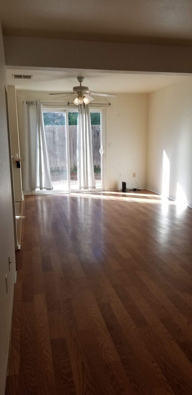 Building Photo - 505 San Benito Ave