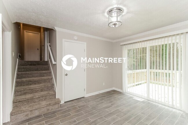 Building Photo - 4 Bedroom Pet-Friendly Home in POWDER SPRI...